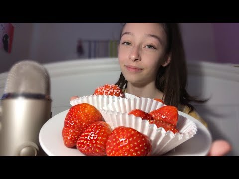 ASMR - 🍓 EATING POPPING STRAWBERRIES 🍓