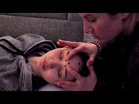 [ASMR] Tracing her Meridians — Facial and Scalp Meridian Tracing for Sleep