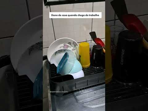 Dona de casa quando chega do trabalho  é mais trabalho #asmrlimpeza