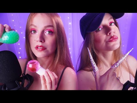 ASMR TWINS TE DAN TINGLES DE OREJA A OREJA EN ESPAÑOL