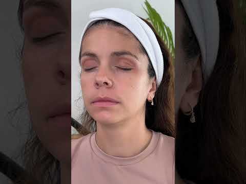 Asmr makeup #asmr #tingles #relax #relaxing #tingles #satisfying #oddlysatisfying #sleep #peace