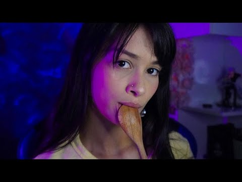 ASMR | Disputa dos gatilhos: Colher x Sorvete