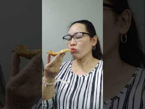 EATING HOMEMADE PIZZA# #everyone #mukbang #shortsfeed #pizza #viral