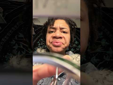 ASMR - Eyelash curler and Screw Driver