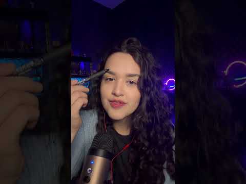 ASMR desenhando no seu rosto #asmr  #desenhando  #asmrlápis