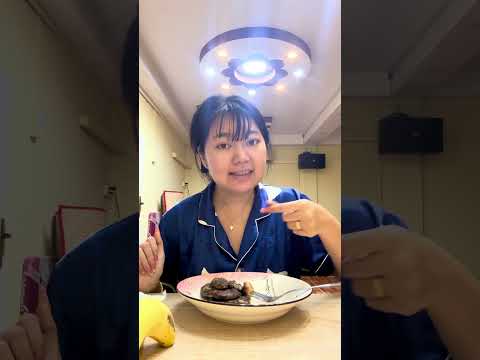Weight ချမယ်ဆိုပြီး ညလယ်ဆို ထထစားတာကျွန်မပါ🥹ဒီလိုဘယ်သူတွေတူလဲတော့မသိ🤦‍♀️ #vlog