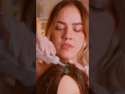 POV: Você está com caspa 😭 #asmr #relax #dormirserapido #asmrbrasil #asmrroleplay