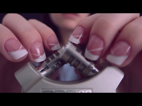 ASMR FRANCAIS ⚪️ zoom touching, je trifouille vos oreilles 😳