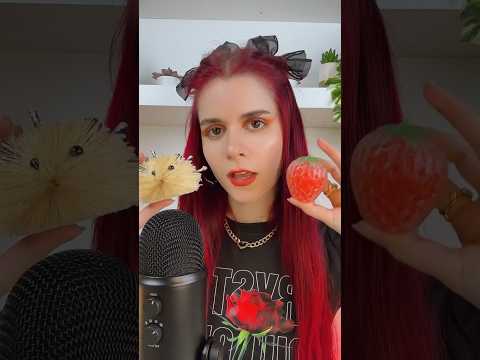 ASMR Battle 🦔 vs 🍓