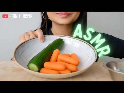 ASMR | eating healthy raw veggies (cucumber, carrots) crunchy eating sounds