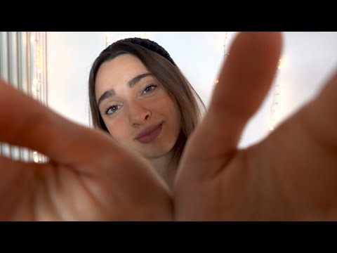 FACCIO TAPPING SUL TUO VISO *super rilassante* | ASMR camera tapping