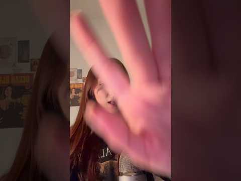 asmr mic scratching & whispering