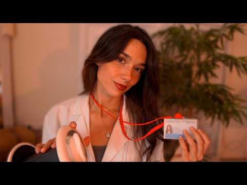 ASMR Visita a la Doctora para un Masaje de Orejas EXTRA Relajante | RP Español