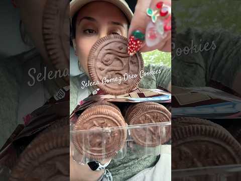Selena Gomez Oreo Cookies ASMR Silent Review #mukbang #shorts #fyp