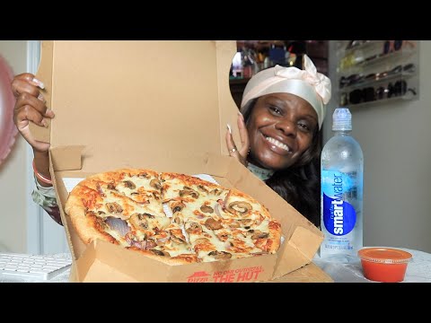 PIZZAHUT ALFREDO PIZZA ASMR EATING SOUNDS (Hot Wing Sauce)