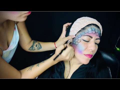 ASMR 🔥💦 MAQUILLANDO A MI MAMÁ