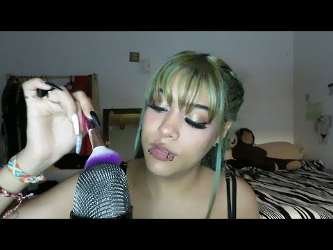 BROCHAS EN EL MICRÓFONO/ ZOE yes Asmr