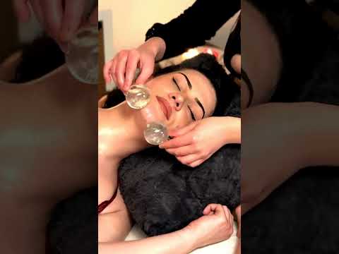 Watch as the therapists focus on forehead massage techniques with warm oil application

foreheadmass