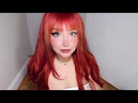 The power of fake eyelashes