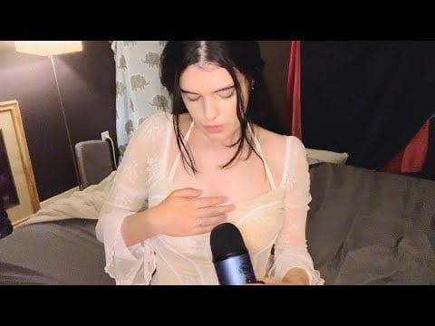 ASMR Halloween Edition🎃| clothes scratching w/mic triggers 