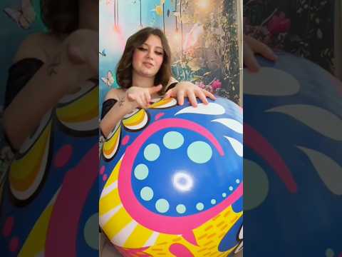 How a beachball can be that squeaky? 👀 #beachball