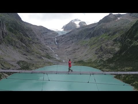 ASMR | Hiking in beautiful Switzerland 🇨🇭 (nature sounds)