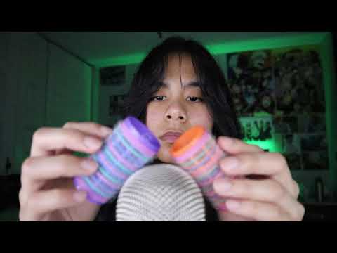 ASMR mic brushing and scratching