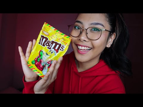 [ASMR] Eating Christmas Candy (crunchy) 🎄🍬