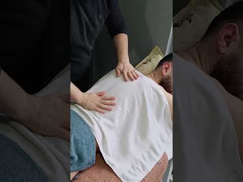 INCREDIBLY RELAXING MASSAGE THAT RELIEVES BACK PAIN #shorts  #massage #asmr #relaxing #shortvideo