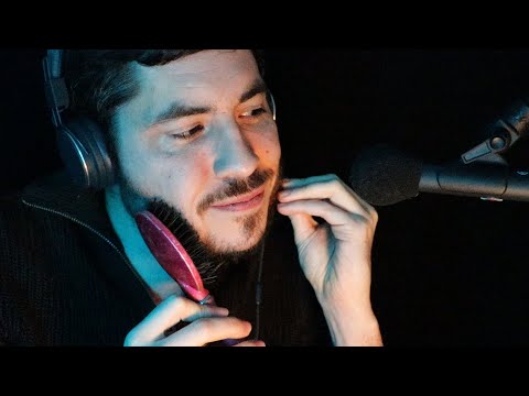 La BARBE est elle votre POINT FAIBLE ASMR ?