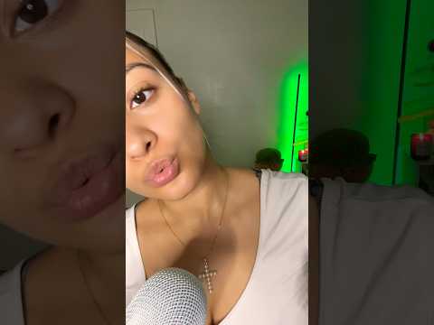Pluck pluck ✨ #visualtingle #asmrtriggers #mouthwhisper #asmrvideos #asmr