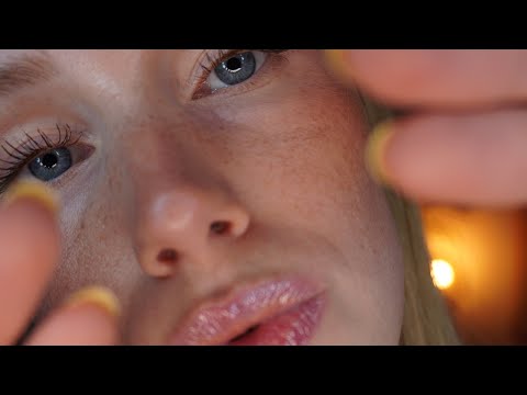 ASMR Close Up whispers & mouth sounds (german)