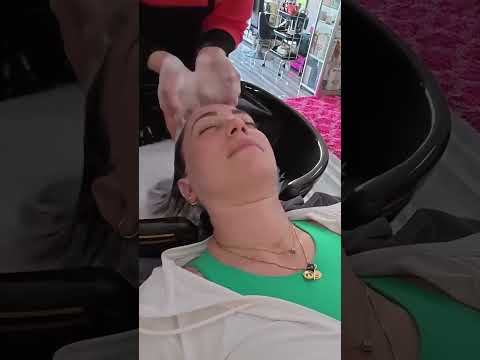 Lavado de cabello con masaje de cabeza por solo 5 dólares en un salón en Siem Reap, Camboya😱