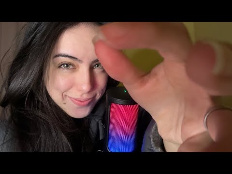 ASMR- MASSAGEM CEREBRAL! -sons de boca e movimentos com as mãos-