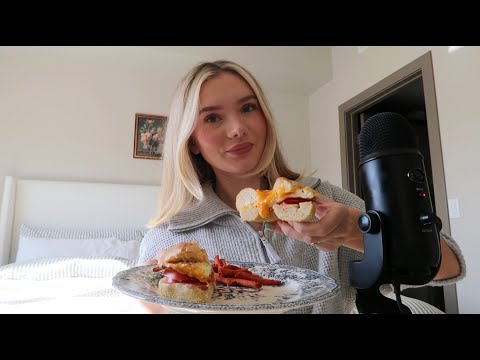 ASMR | eating a bagel sandwich *chewy sounds*