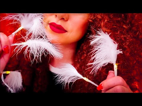 ASMR | PASSANDO PLUMAS NO SEU ROSTO + SONS DE BOCA | MOUTH SONDS🪶👄