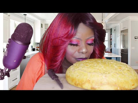 SWEET PEPPER HOME MADE LOAF ASMR EATING SOUNDS