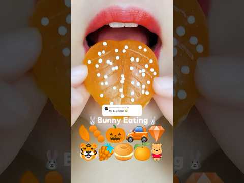 orange emoji food eating sounds (sped up) 주황색 이모지 입술 먹방 asmr mukbang