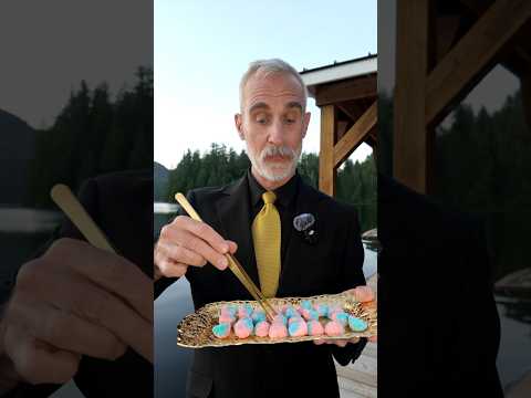 Rich guy tries cheap supermarket candy, part 28: Cottage Country Berries and Watermelon Slices