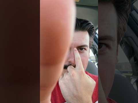 Mirrored touch #asmr #raeasmr #visualasmr #visualtriggers #upclose #handmovements #mirroredtouch