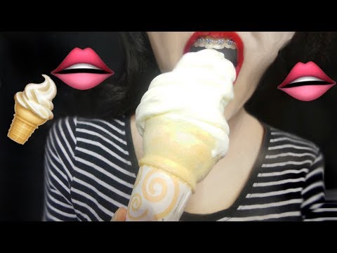 ASMR Eating Ice Cream (3Dio Binaural) - Eating Sounds 🍦