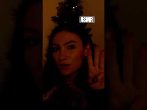 3 ASMR TRIGGERS IN 15 SECONDS 🎄 (xmas edition)