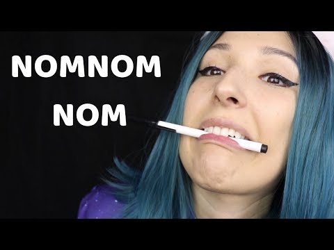 ASMR - PEN NOMS ~ Mouth Sounds & Plastic Pen Chewing ~