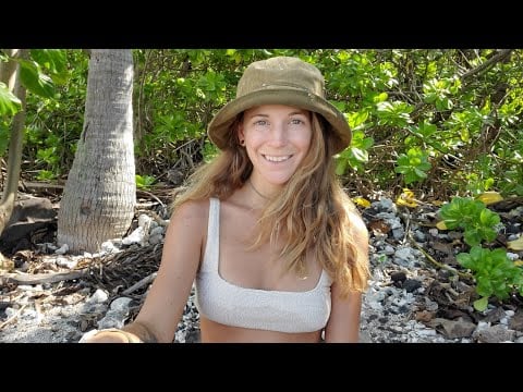 asmr at the beach ☀️ keeping you warm