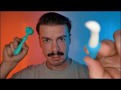Just chillen doing some visual asmr (some light triggers included)