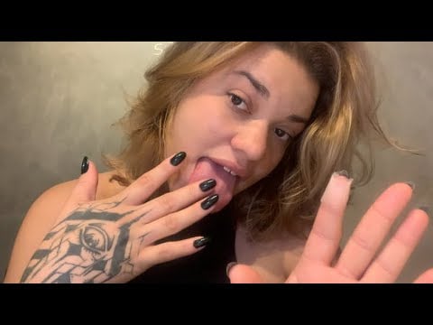 Repetindo ASMR até você dormir ( lens licking + spit paiting + hand sounds)