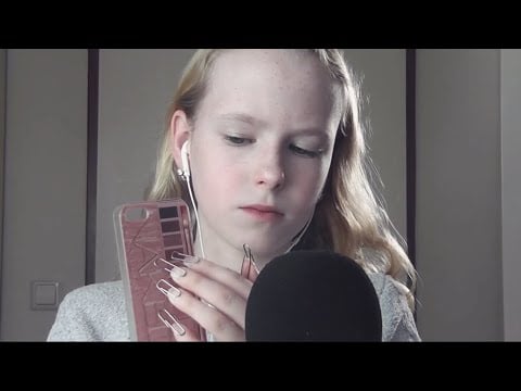 Tapping with paperclips! 📎🖇 - ASMR