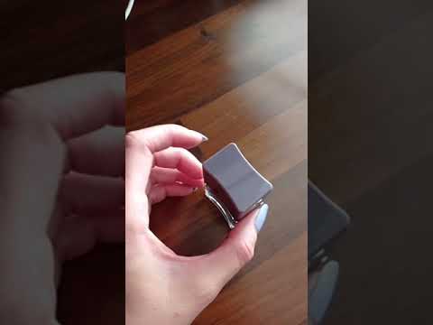 ASMR SHORT- Soft tapping