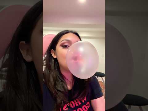 BUBBLE GUM ASMR | blowing bubble gum popping chewing sounds #asmr #bubblegum