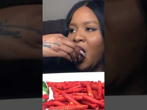 What’s your favorite snack?? #asmr #mukbang #asmrsounds #eatingshow #youtubeshorts